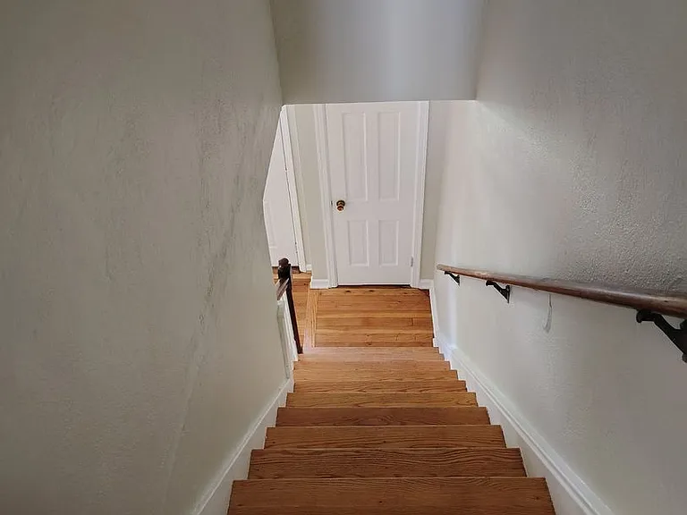 1324 Huffman Ave — Photo 8