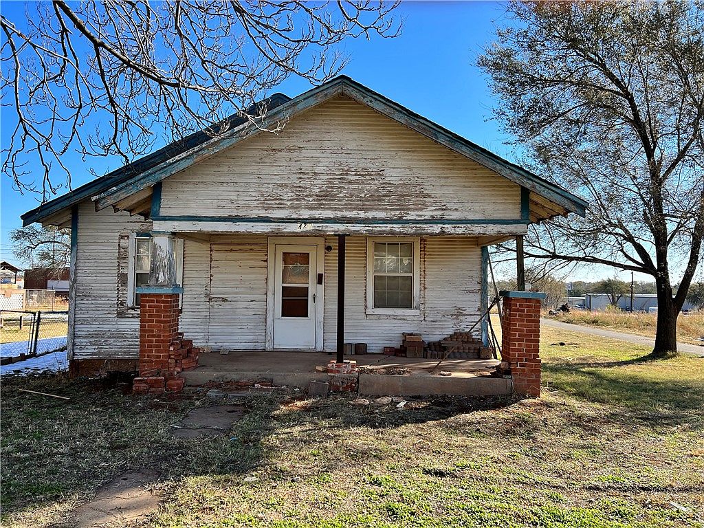 420 S Adams Ave, Elk City, OK 73644 MLS 1034922 Zillow
