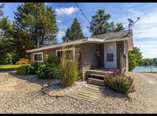 10446 Runyan Lake Rd, Fenton, MI 48430