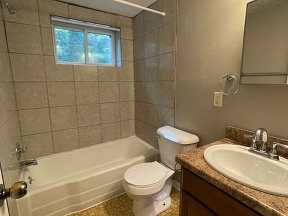 3rd image of 620 S 35th St #13739857