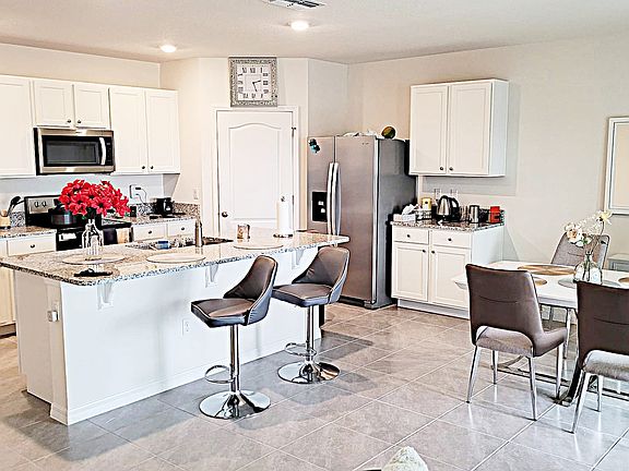 4th image of 9000 Tuscan Cypress St