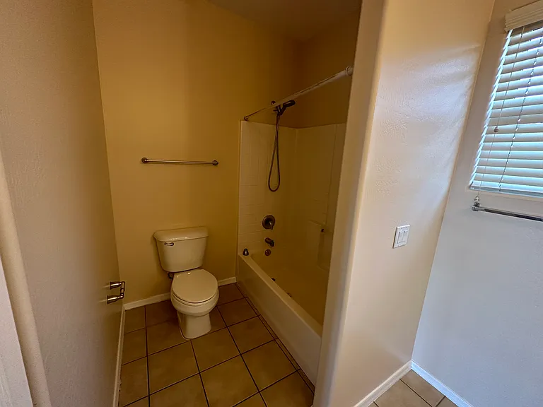15902 W Fillmore St — Photo 16