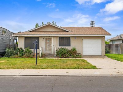 2817 5th St, Hughson, CA, 95326