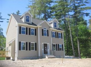 12 Hillside Rd, Westford, MA 01886