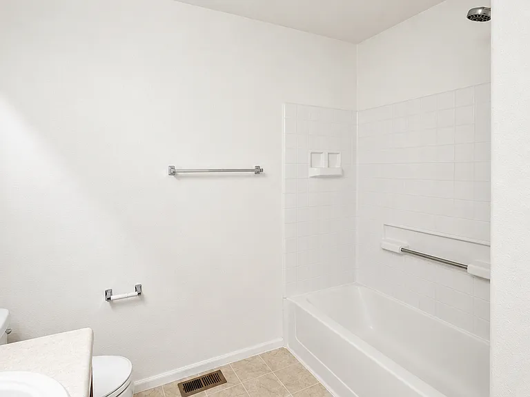 19203 E 51st Ave — Photo 14