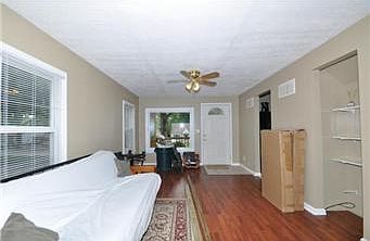 5th image of 308 N Huttig Ave