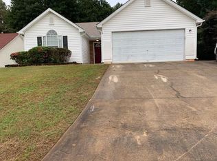 10950 Thrasher Rd, Hampton, GA 30228