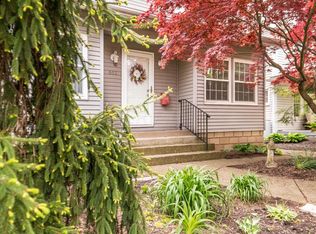 662 S Cassingham Rd, Columbus, OH 43209