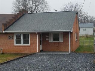 349 Ritenour St, Front Royal, VA 22630