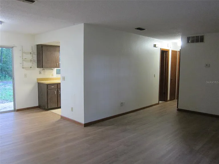 1209 SW 80th Dr — Photo 8