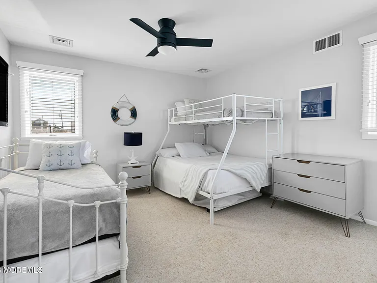 327 Tide Pond Rd — Photo 32