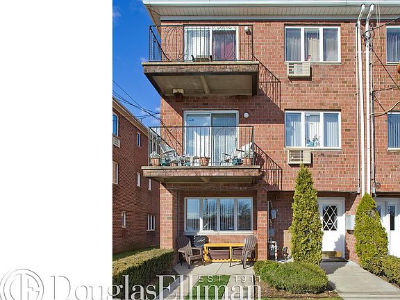 5th image of 7929 Seaview Ave #1
