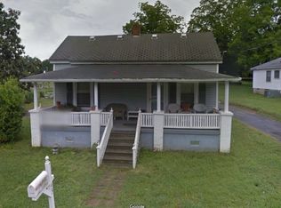 43 Player St, Newberry, SC 29108