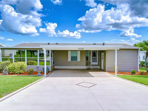 37526 New Horizons Blvd, Zephyrhills, FL 33541