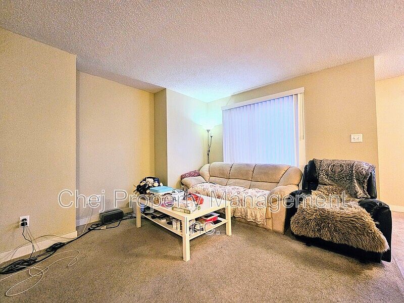 Edmonton House for rent - 3 Bedrooms — photo 11