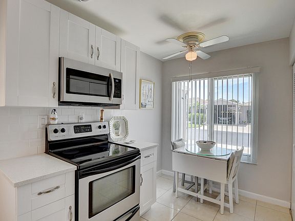 5th image of 14734 Wildflower Ln