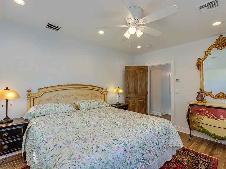 12680 Main Rd — Photo 24