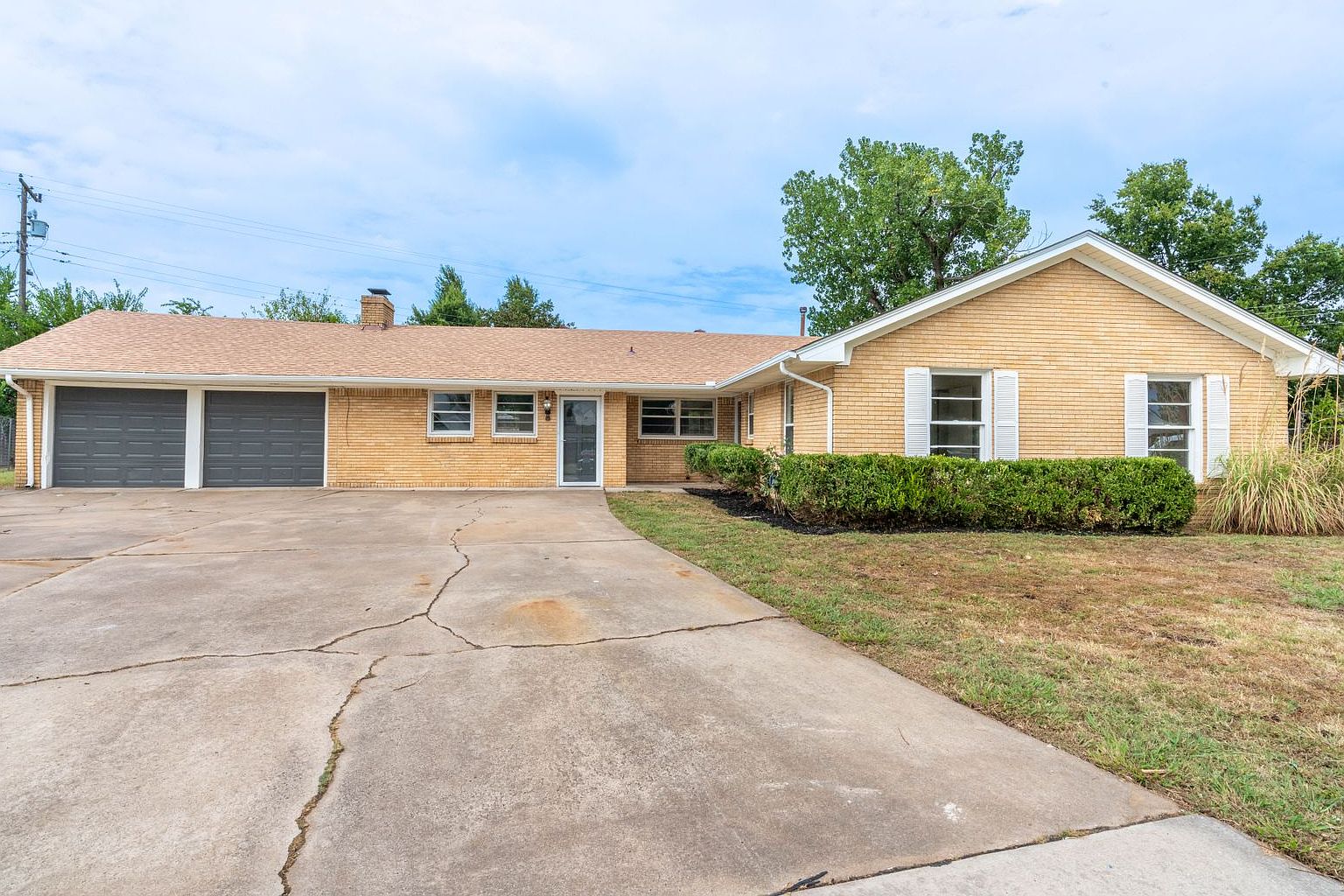 9412 Britton Cir, Village, OK 73120 | Zillow