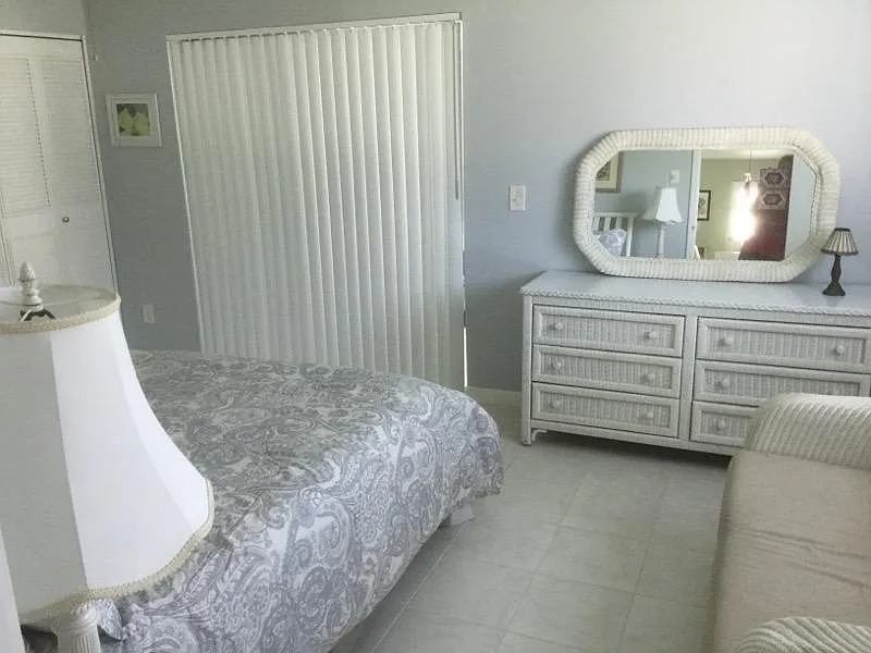 1 bed, 1.5 bath, 800 sqft, $1,450 — Photo 2