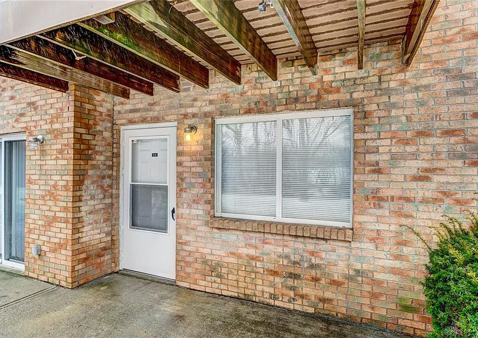 1st image of 5385 Camelot Dr APT 2