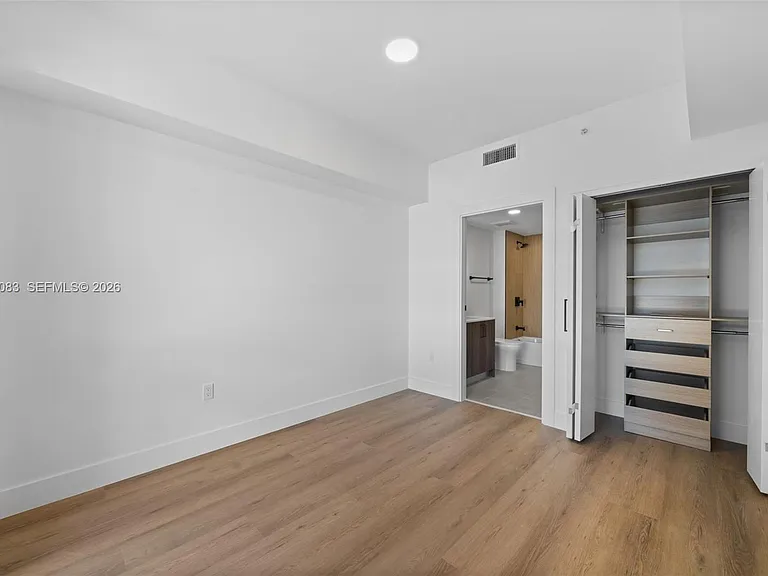 2479 NE 192nd St #208 — Photo 10