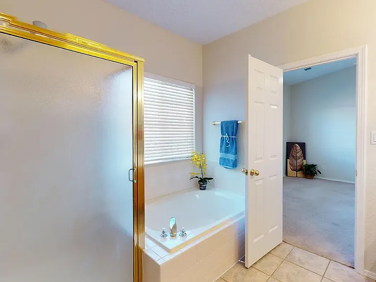 7309 Wild Olive Ave NE — Photo 20