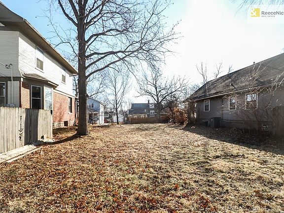 2nd image of 4440 Wyoming St
