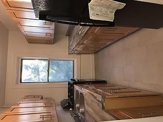 Rented by Realty 2000 Associates Ltd