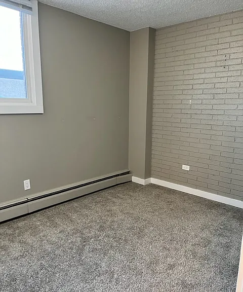 1355 12th Ave SW #3 — Photo 9