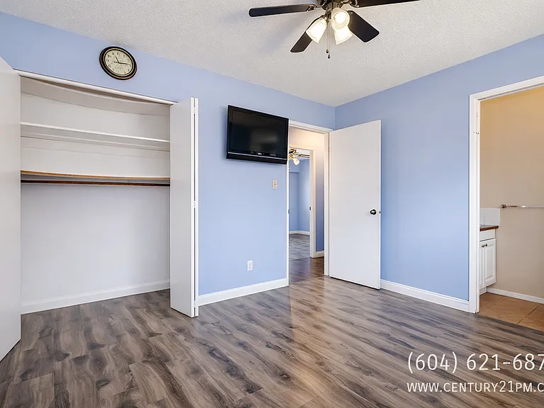 2114 Bakerview St #UPPER — Photo 12