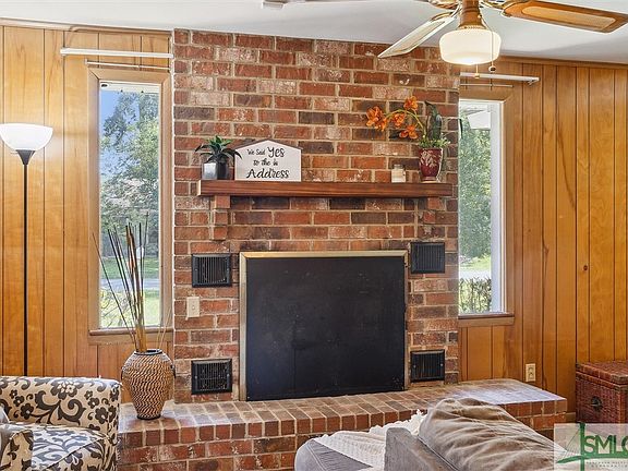 4th image of 109 Chatham Villa Drive
