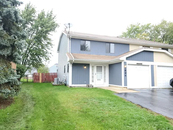 1894 Nautilus Ln, Hanover Park, IL 60133