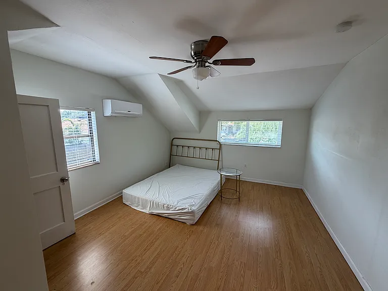 3027 Melton St N — Photo 26