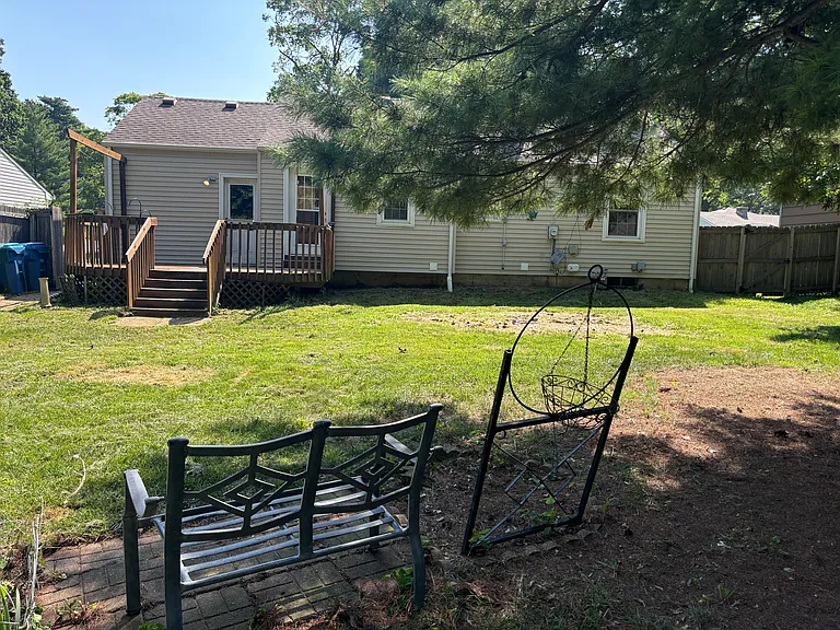 7604 Briar St — Photo 13