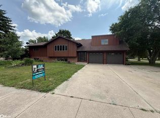 1902 E Lucas St, Algona, IA 50511