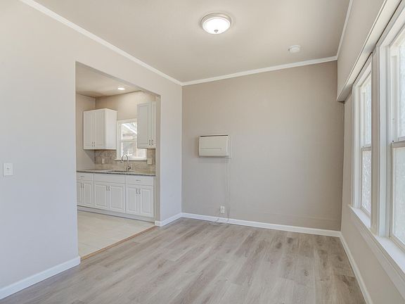 5th image of 25158 Rose St