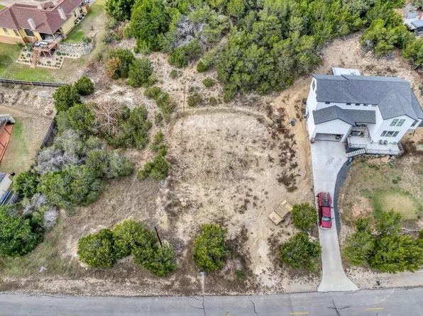 312 Alloway Dr, Spicewood, TX 78669