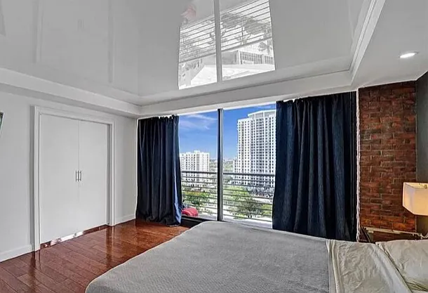 1720 Harrison St #14H — Photo 3