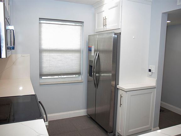 5th image of 9818 Marina Boulevard #1220