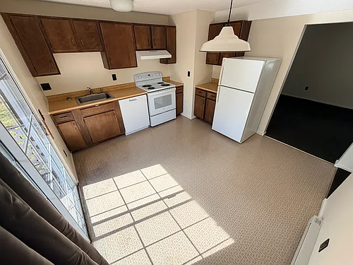 3 Penwood Dr #4 Photo 1