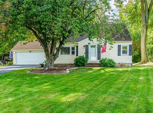 671 Adeline Dr, Webster, NY 14580