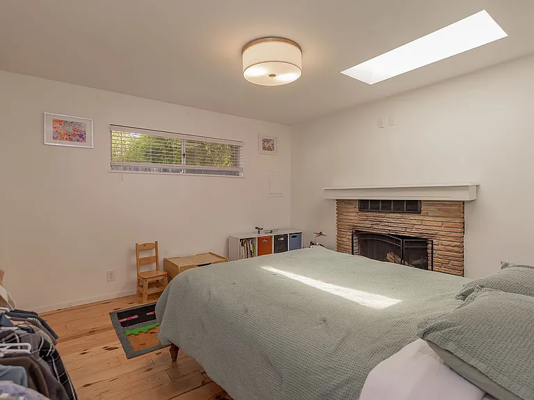 12239 Sisar Rd — Photo 11