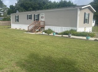 107 Paradise Ln, Newport, NC 28570