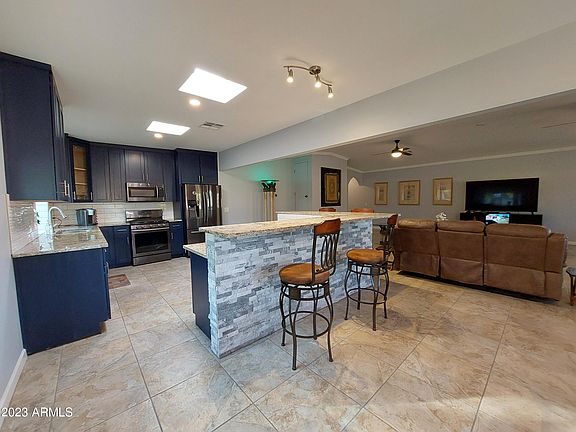 3rd image of 8202 S 29TH Avenue