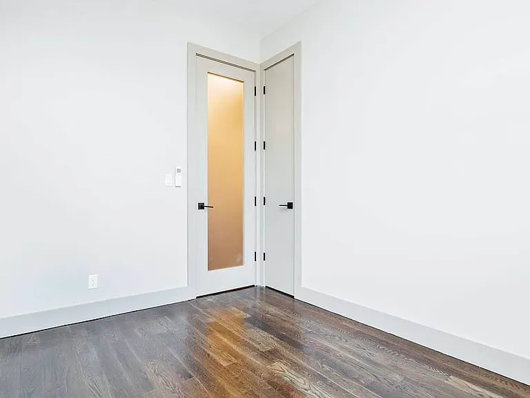 83 Stanhope St #4B — Photo 11