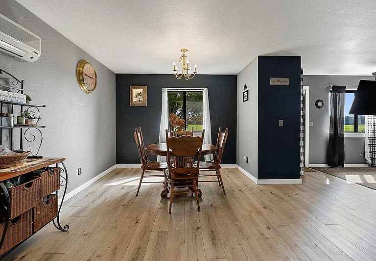 1150 Schabow St — Photo 5