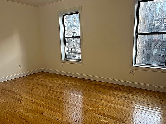 3rd image of 295 Fort Washington Ave APT 43