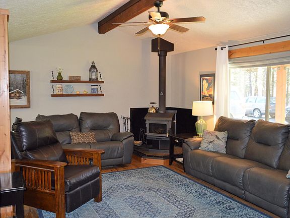 4th image of 53388 Woodstock Dr