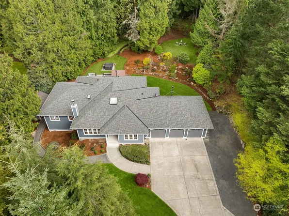 14608 255th Lane SE, Issaquah, WA 98027
