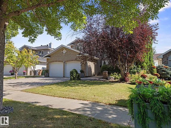 3rd image of 29 Oakdale Pl